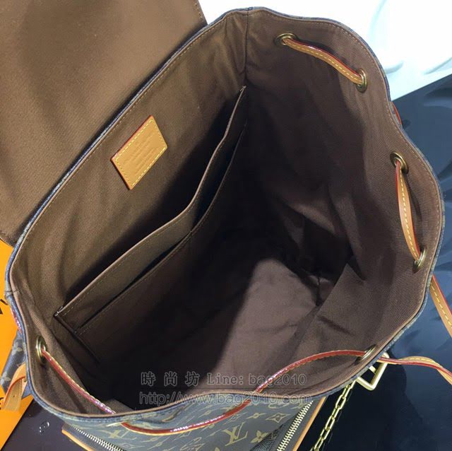 LV男包 M44658 路易威登Trio 雙肩包 Monogram 帆布包身搭配牛皮翻蓋 LV男後背包 LV老花雙肩背包  ydh3063